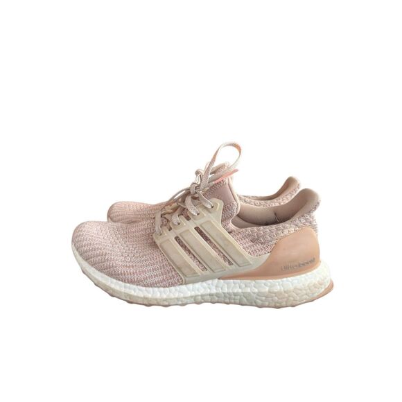 Women’s Adidas Size 7 UltraBoost 'Ash Peach' - Picture 1 of 6